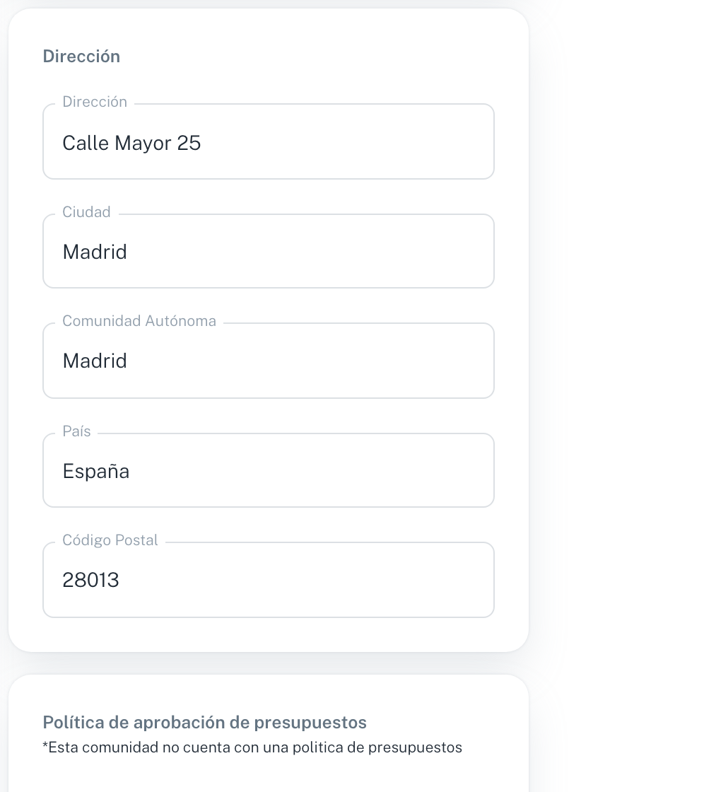 Bloque de dirección con calle, ciudad, comunidad autónoma, país y código postal
