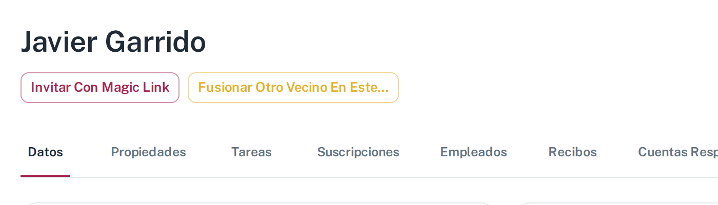 El botón vive bajo el nombre del vecino, junto a Invitar Con Magic Link, y es el de color ámbar
